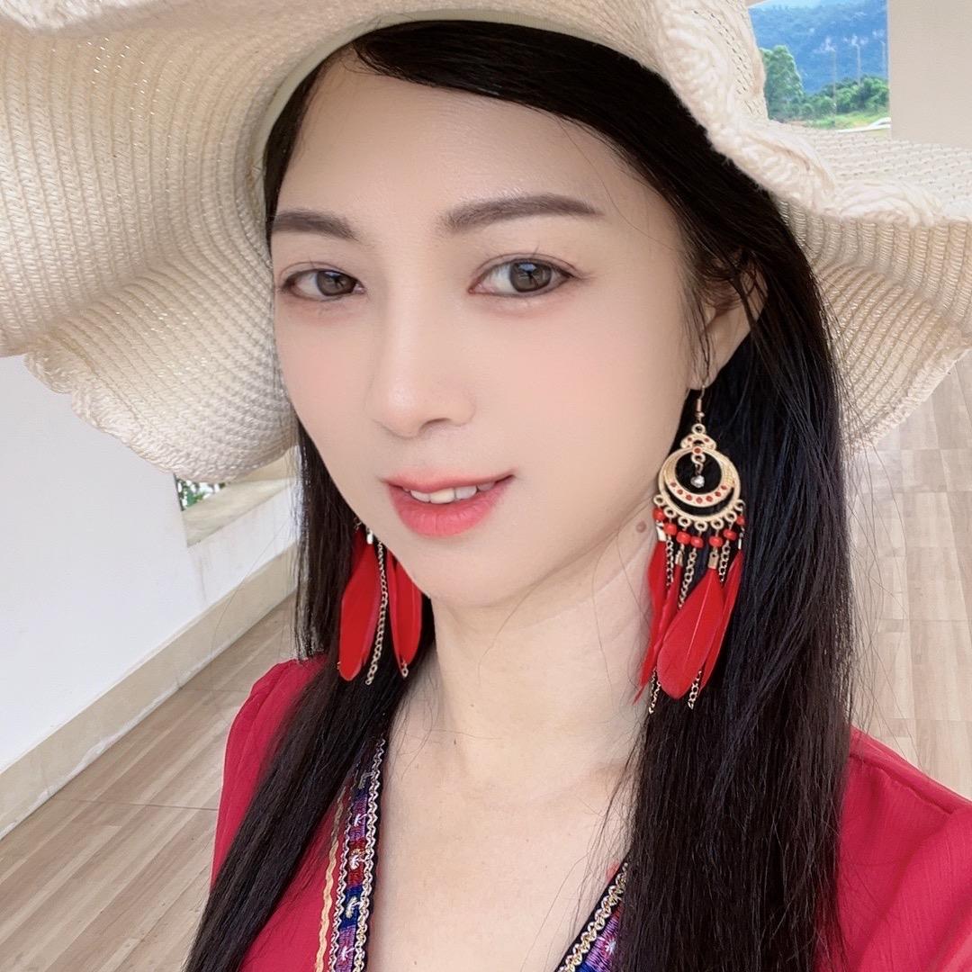 凌凌 （🎤)