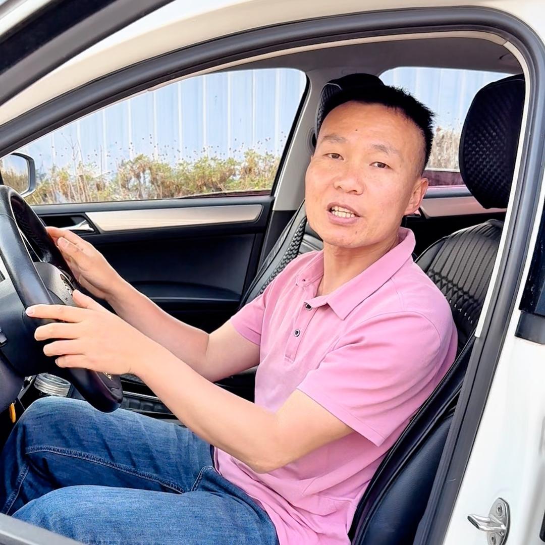 司机老董