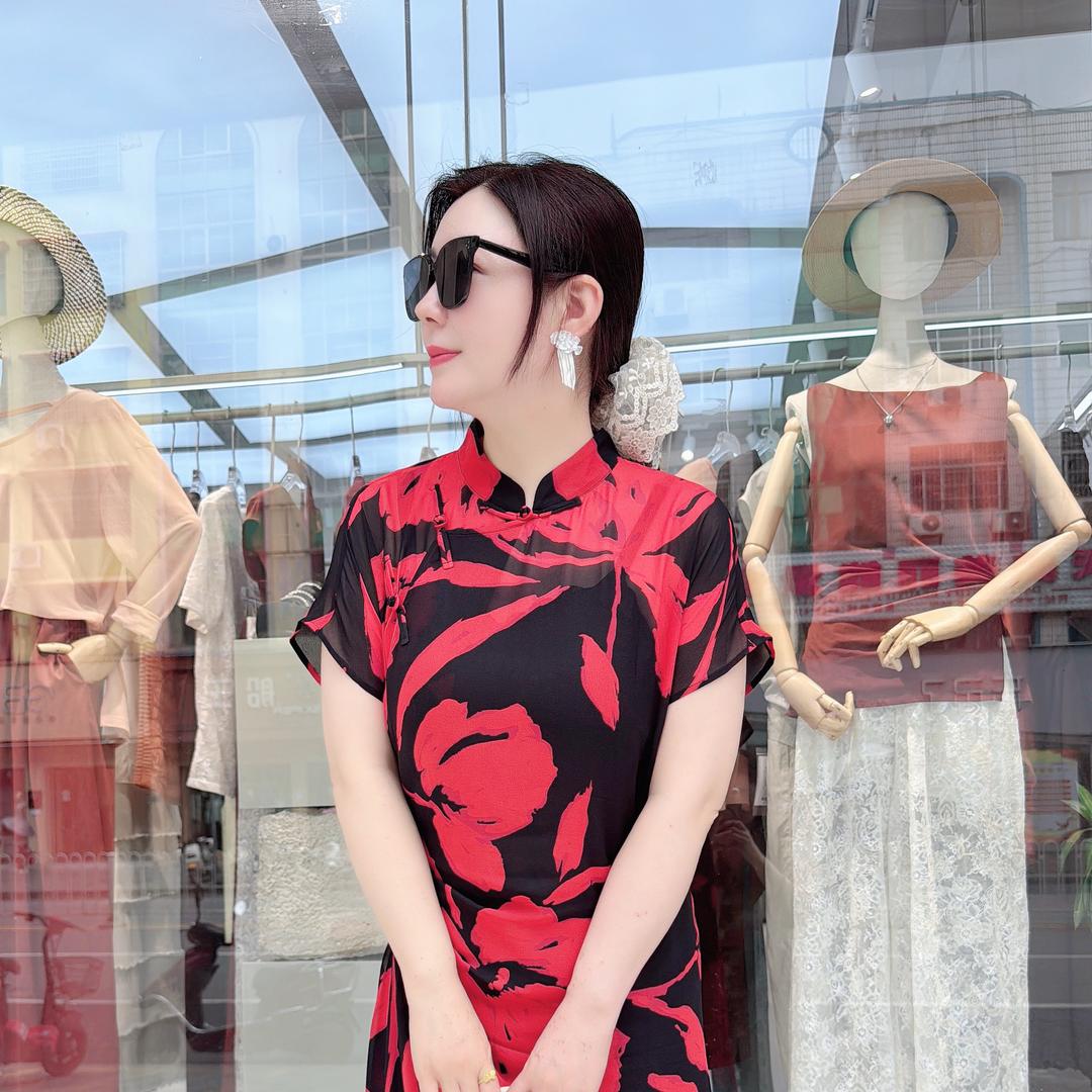 隆回艾尔丽斯、欧丝蒂雅文