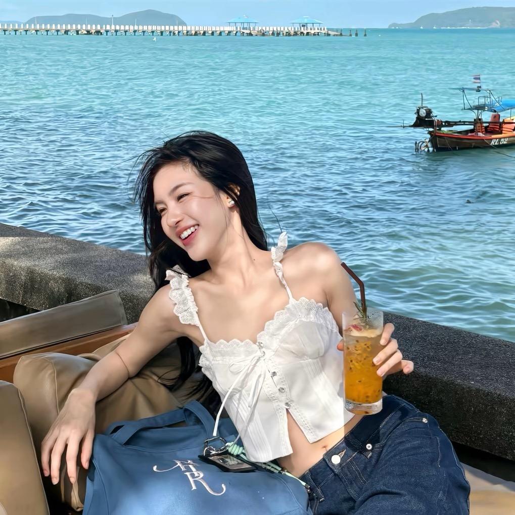 婉.
