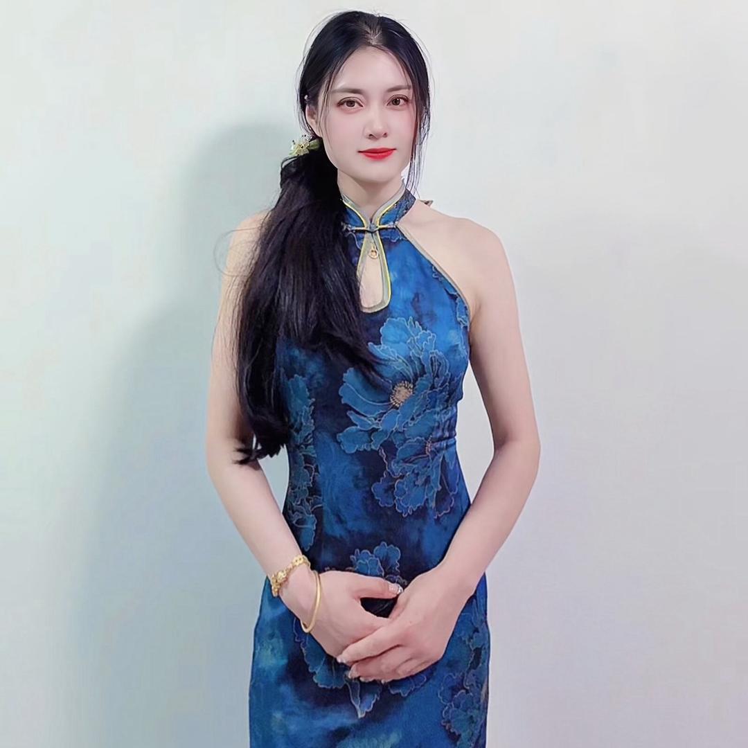 欣欣吖