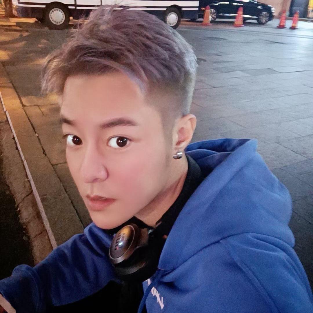 小p