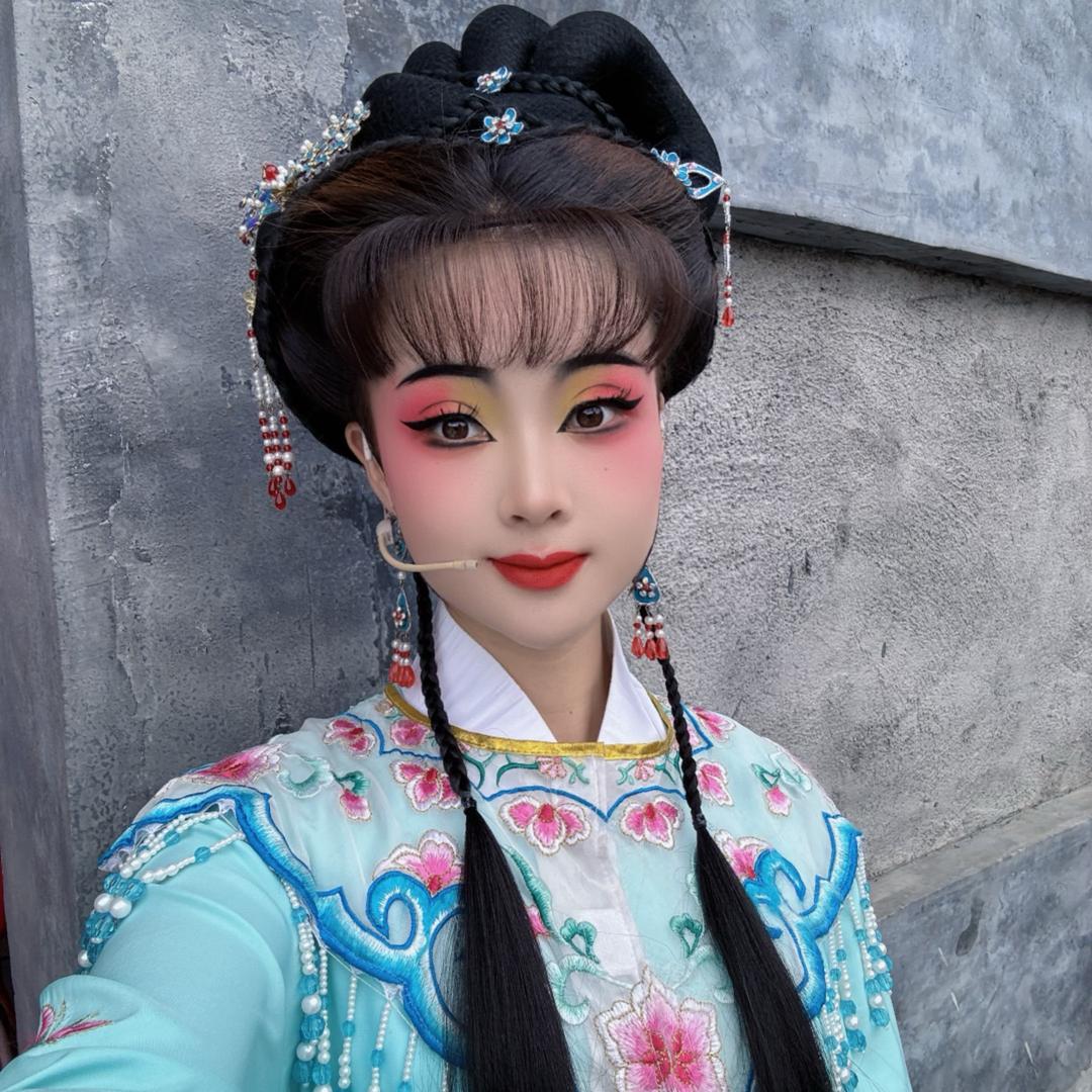 大梅吖～