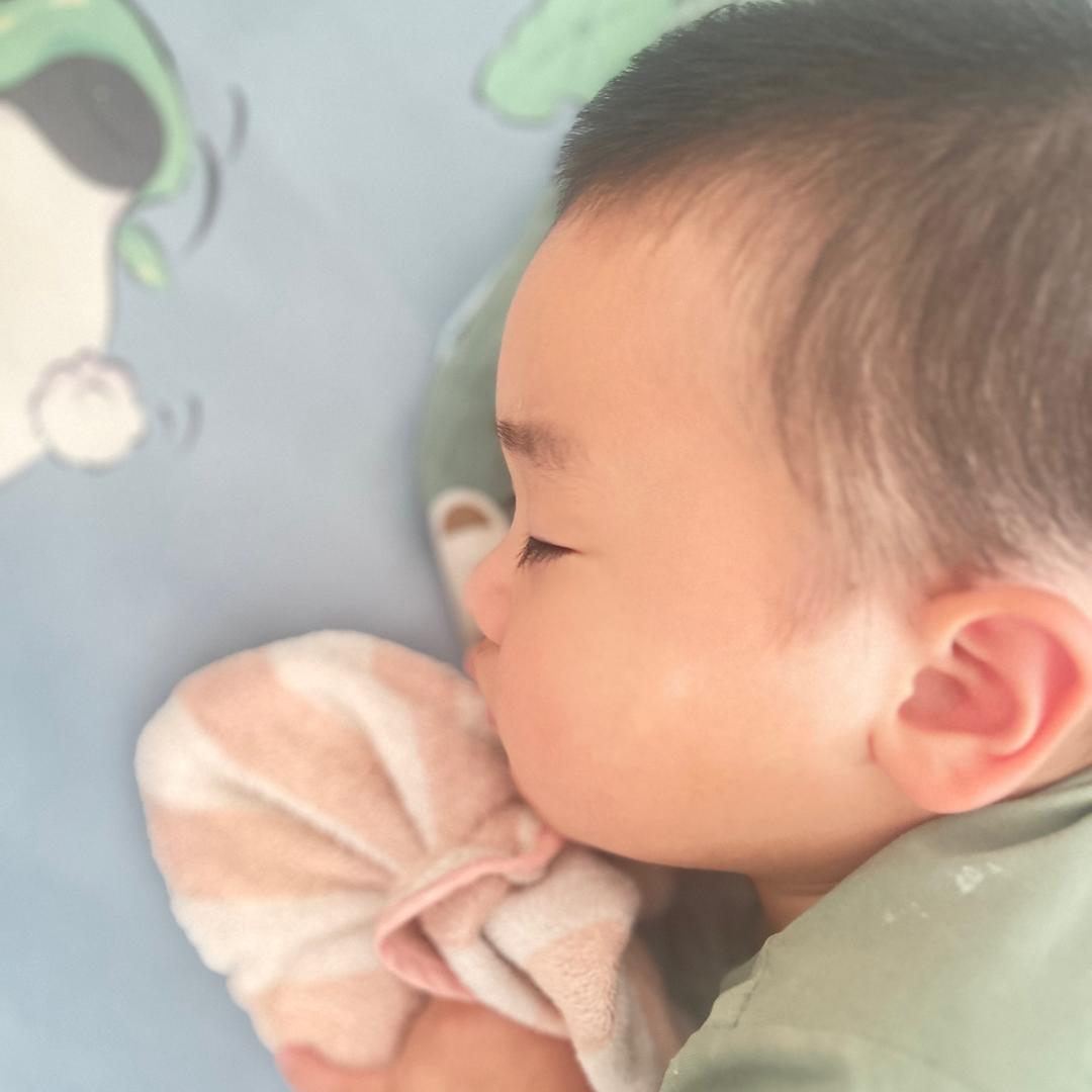 不愿意透露姓名的大黄狗