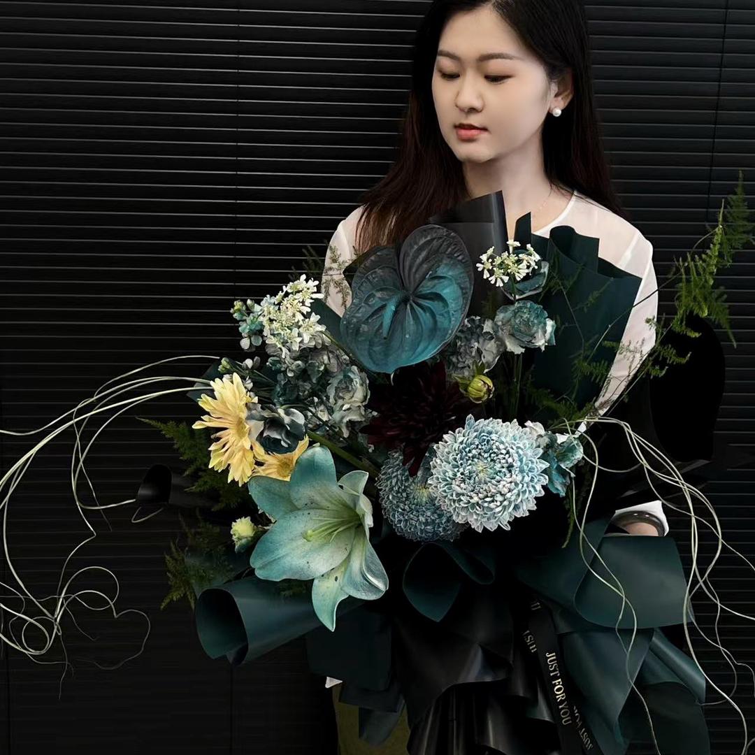 辣辣有一家花店
