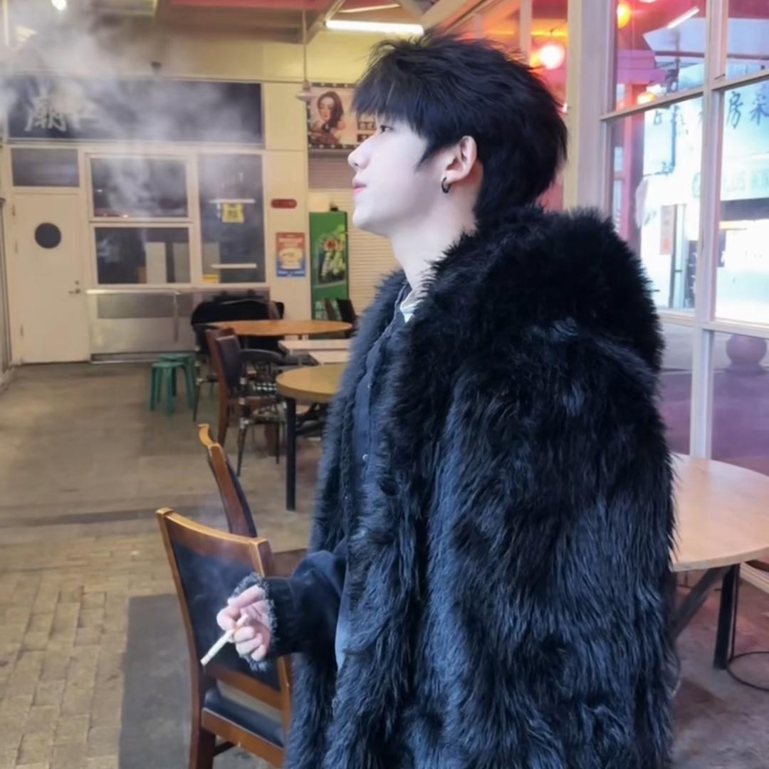 最后的山顶洞人