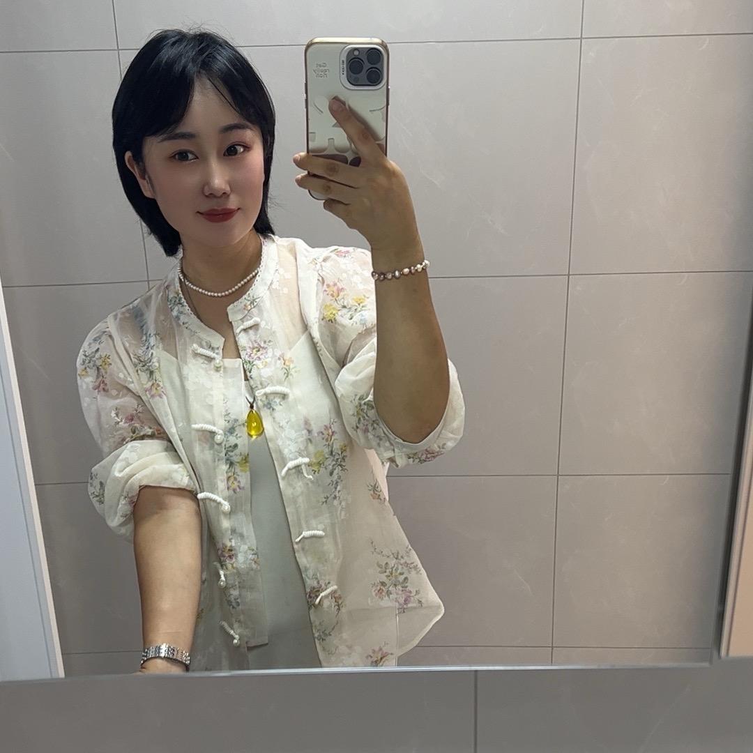 百艳臻品窗帘。艾菲幔窗帘软装馆