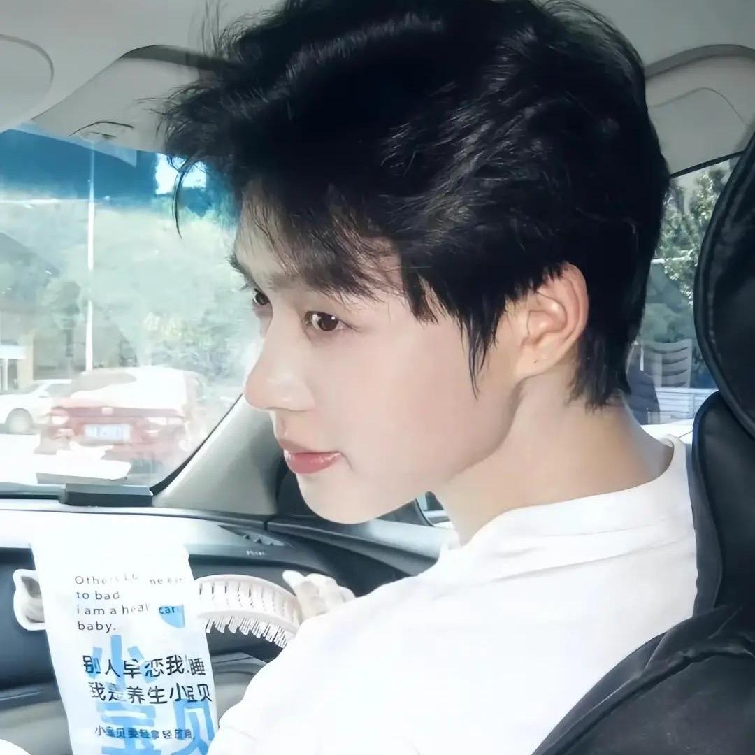 哎呦！柯淳耶！