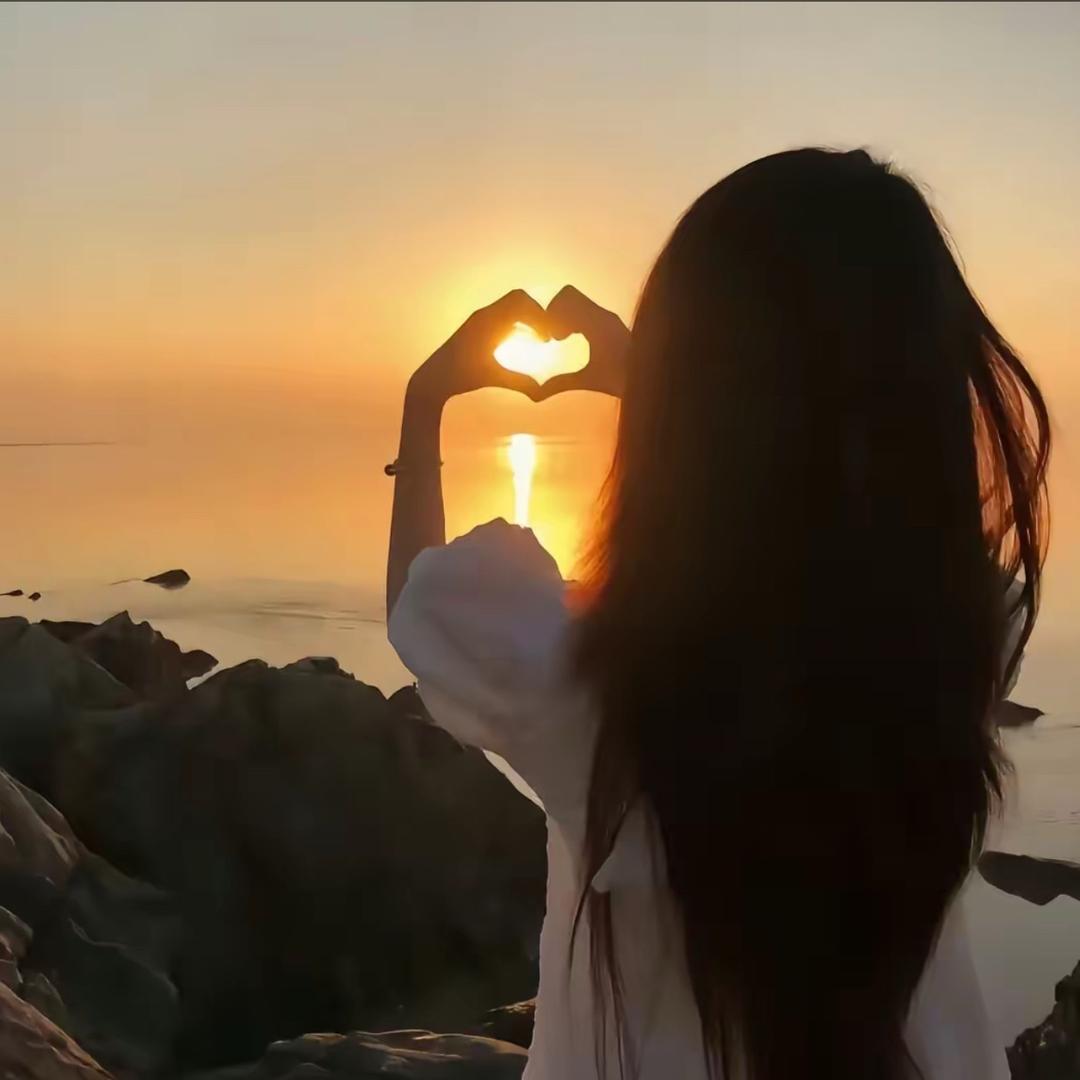 ꧁  💞听এۣۖิ说糖很꧔ꦿ甜 ᭄꧂