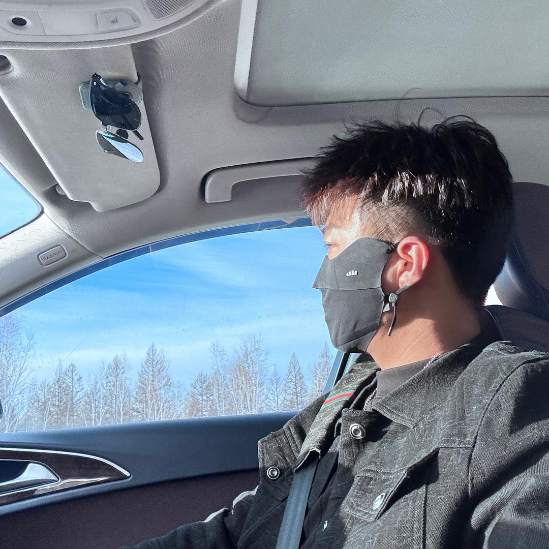 金龙铝塑，实德