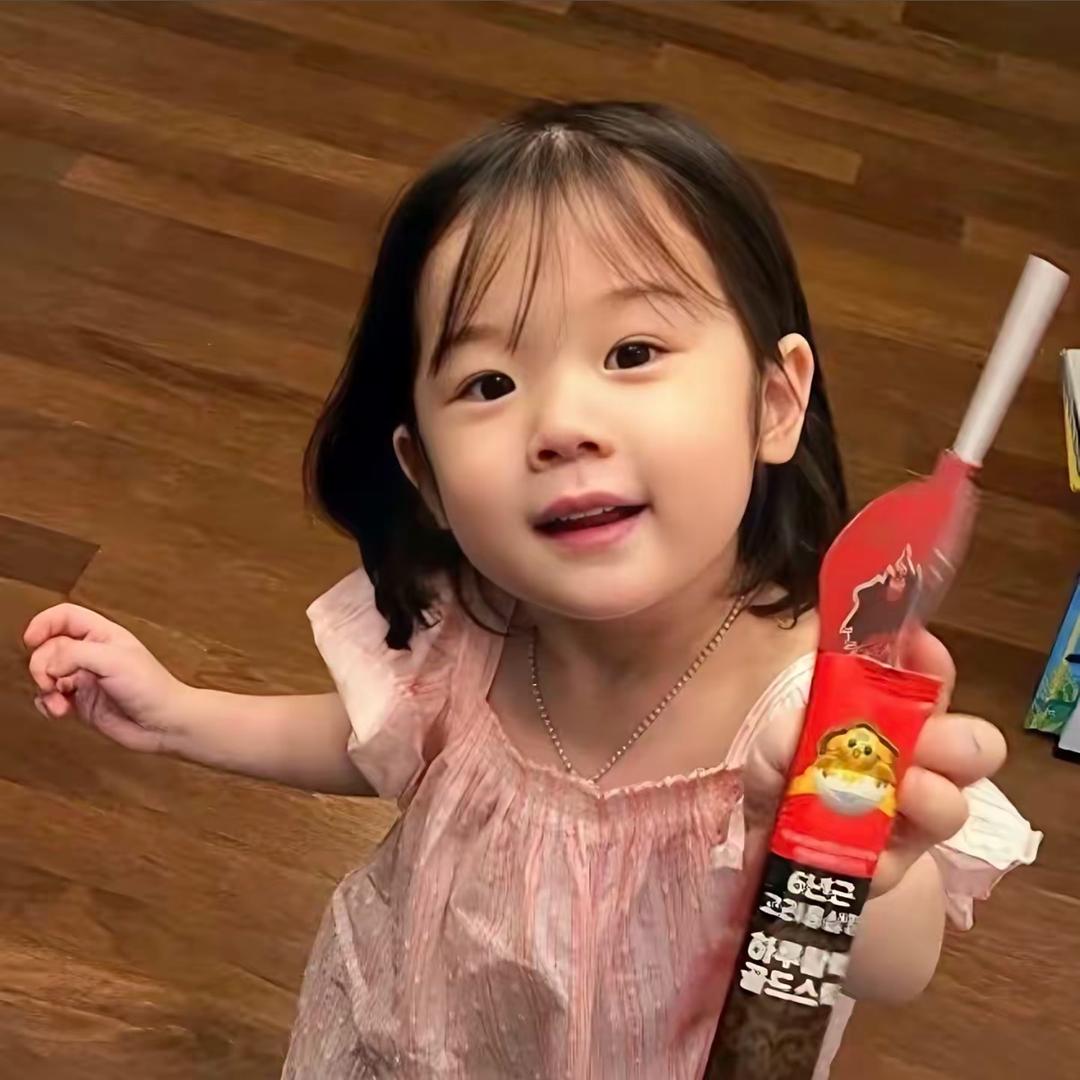 小🐷含片儿