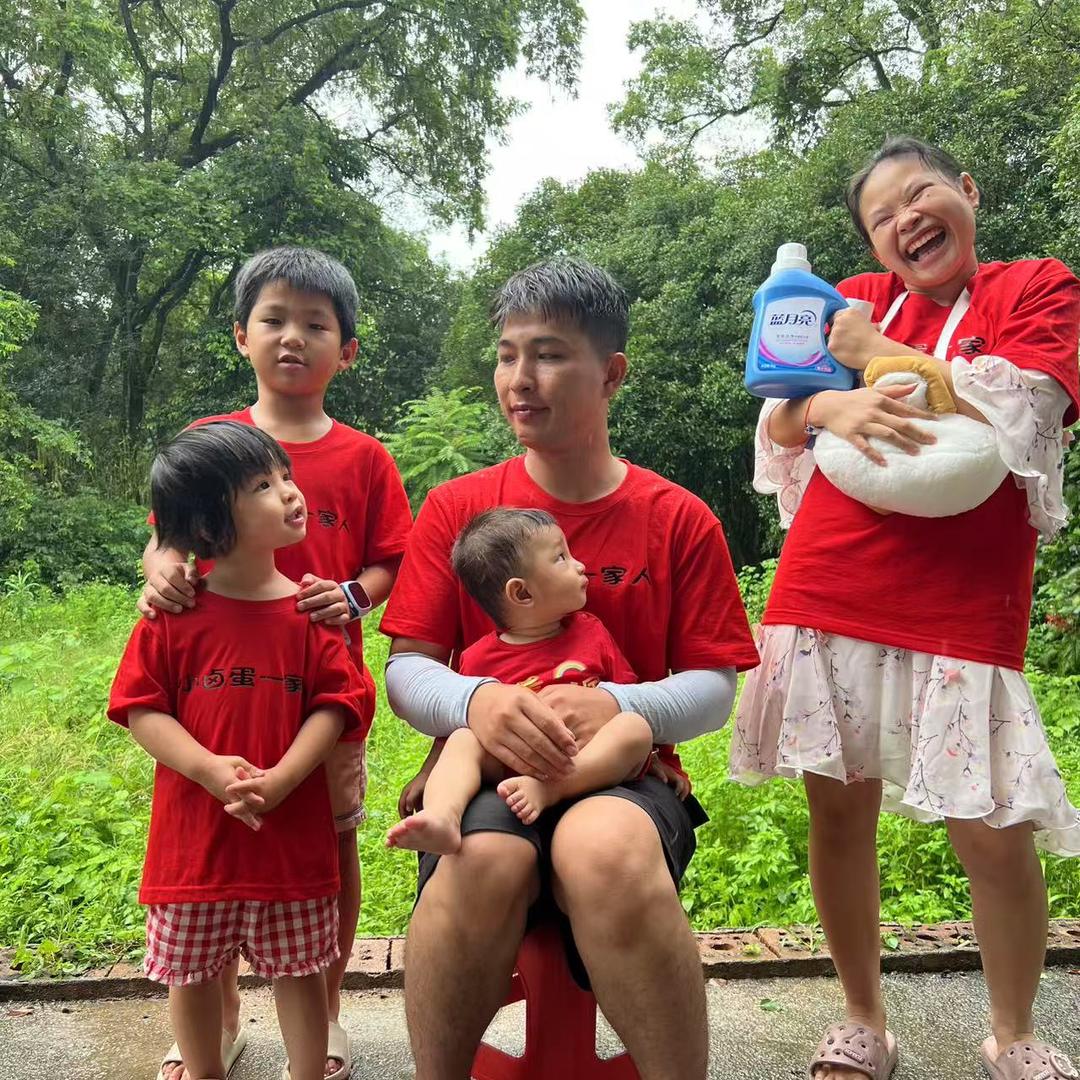 小卤蛋9月23号卤蛋周岁宴与粉丝见面会