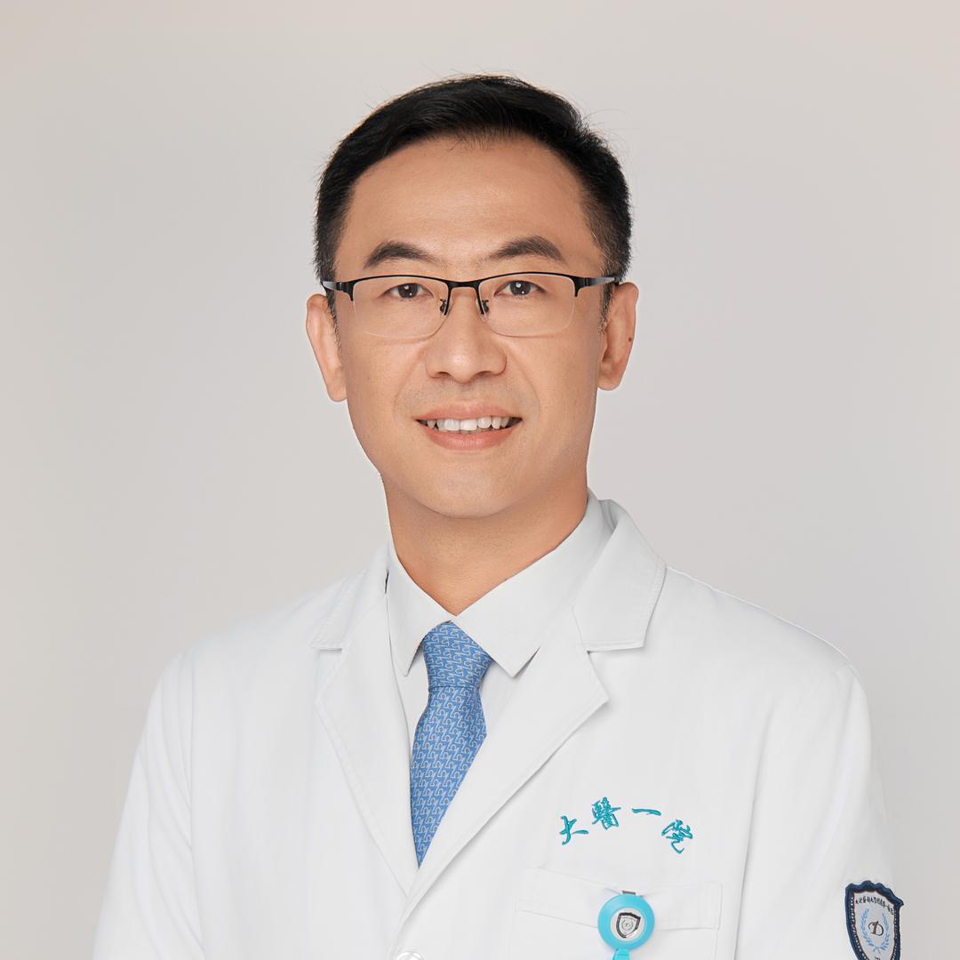 脊柱微创李忠海博士