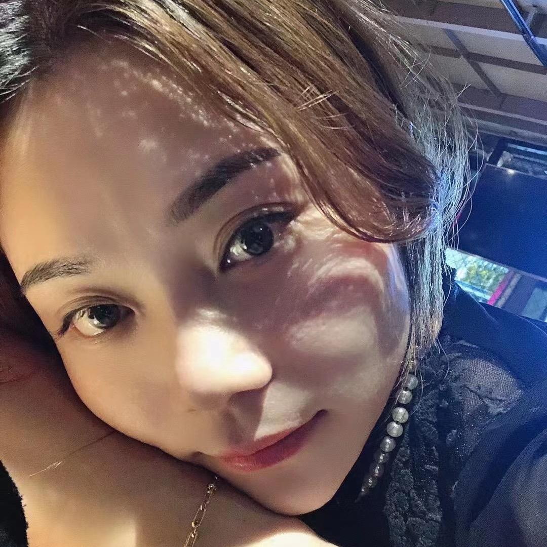 岗顶.房东姐姐💕