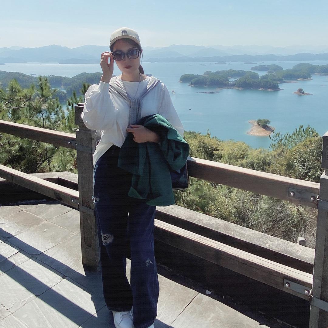 雨中漫步（手机自拍）