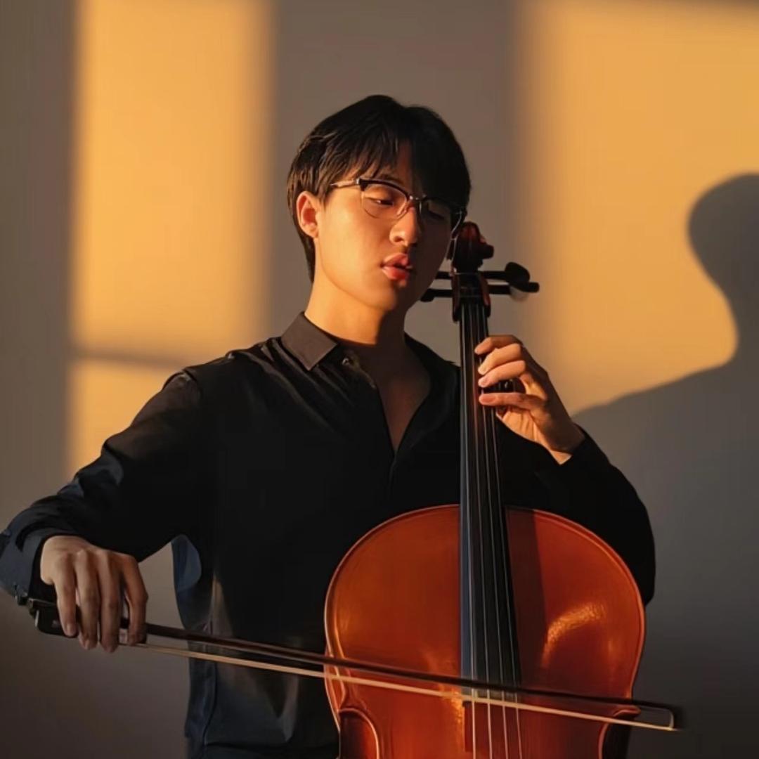 第八只喵🎻⛳️