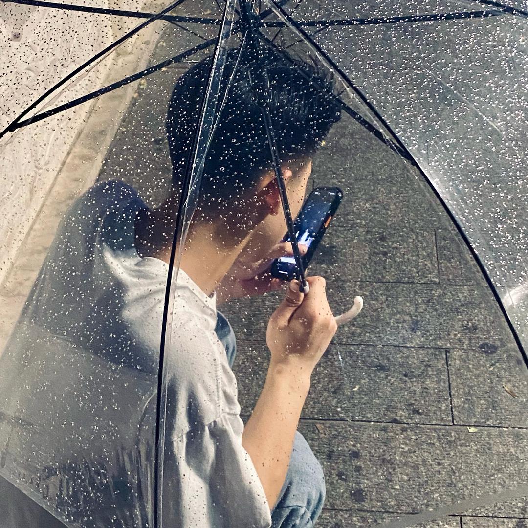 难相逢.