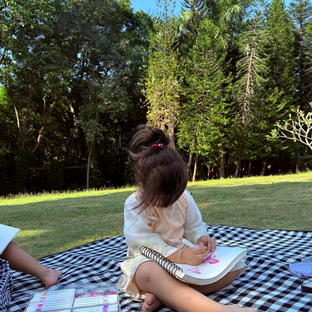 卡皮巴拉骑猪仔