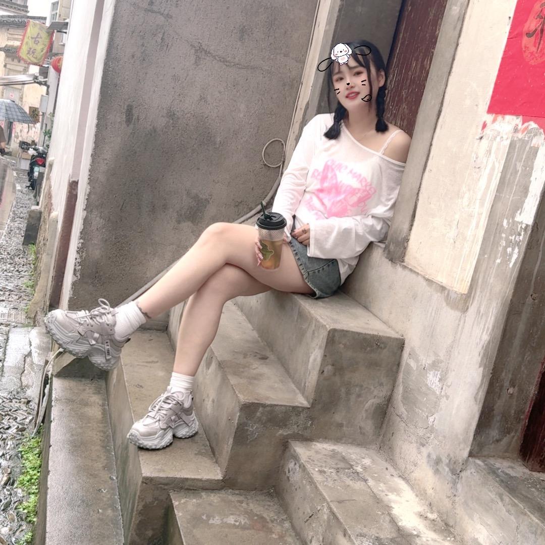 杨不乖🌻