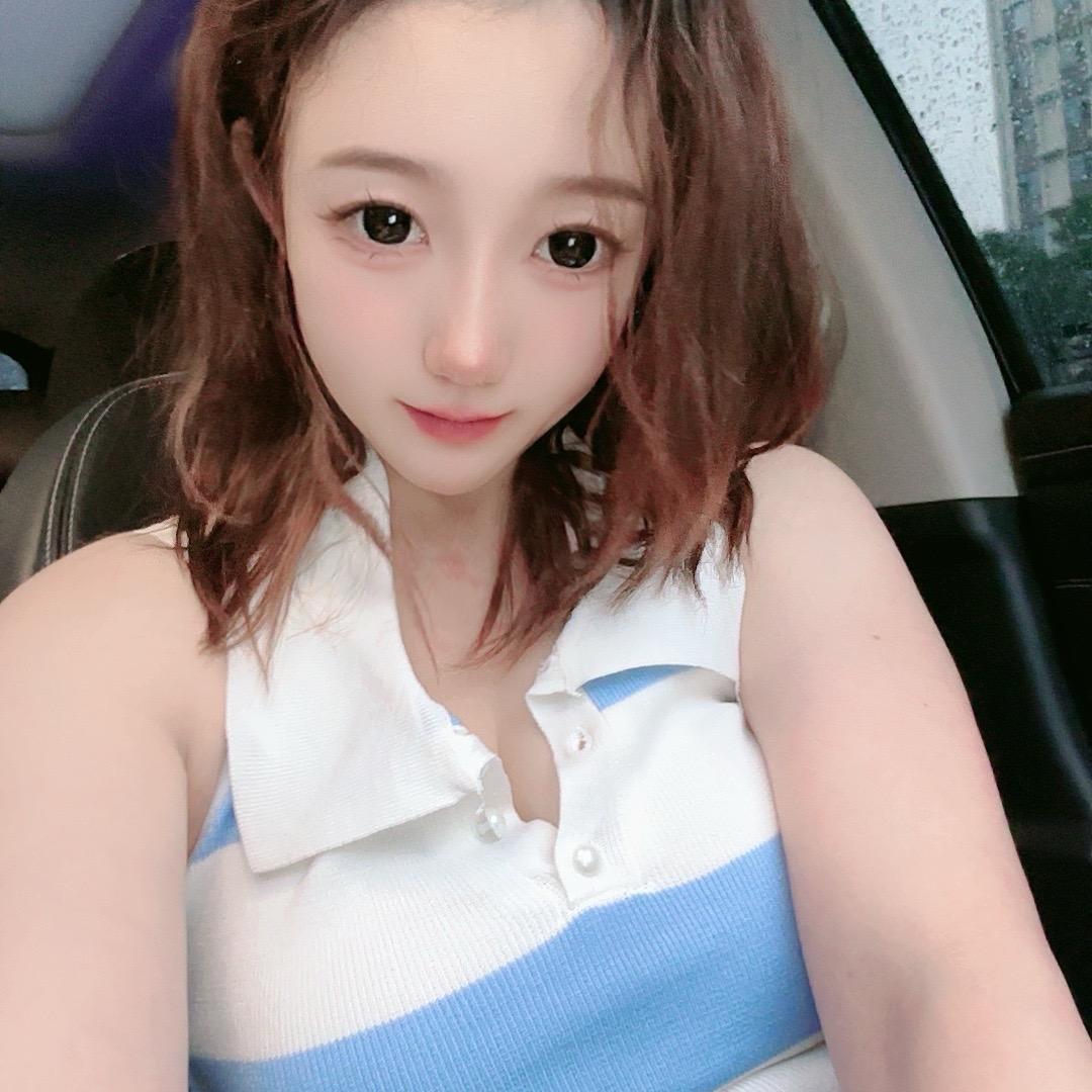 艾飞   ༽ 🧸ྀི