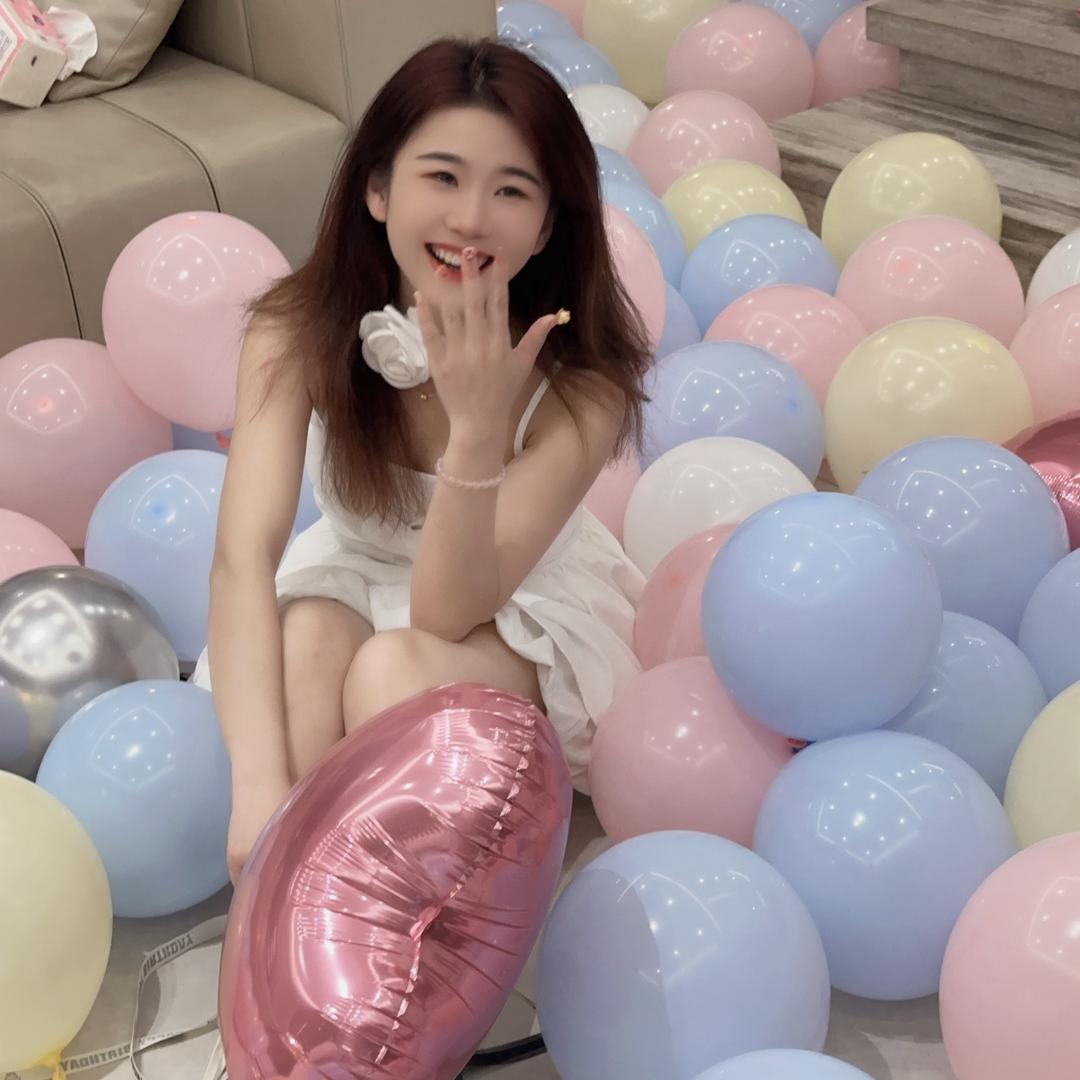 是小灰灰呀🎀