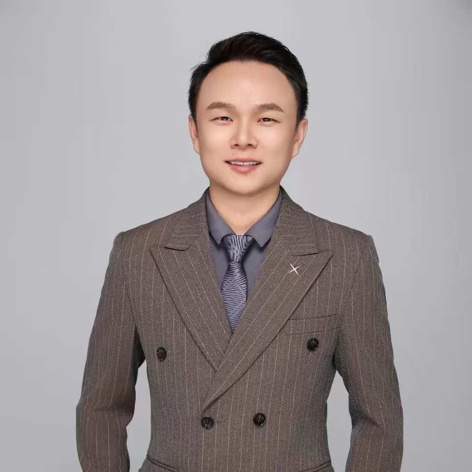 爱音岛科技孵化何大少