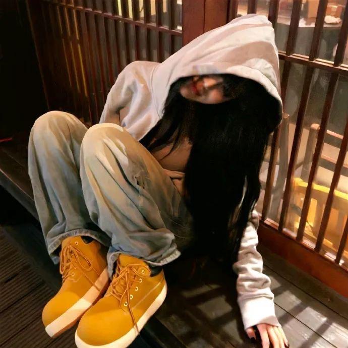 小何oko