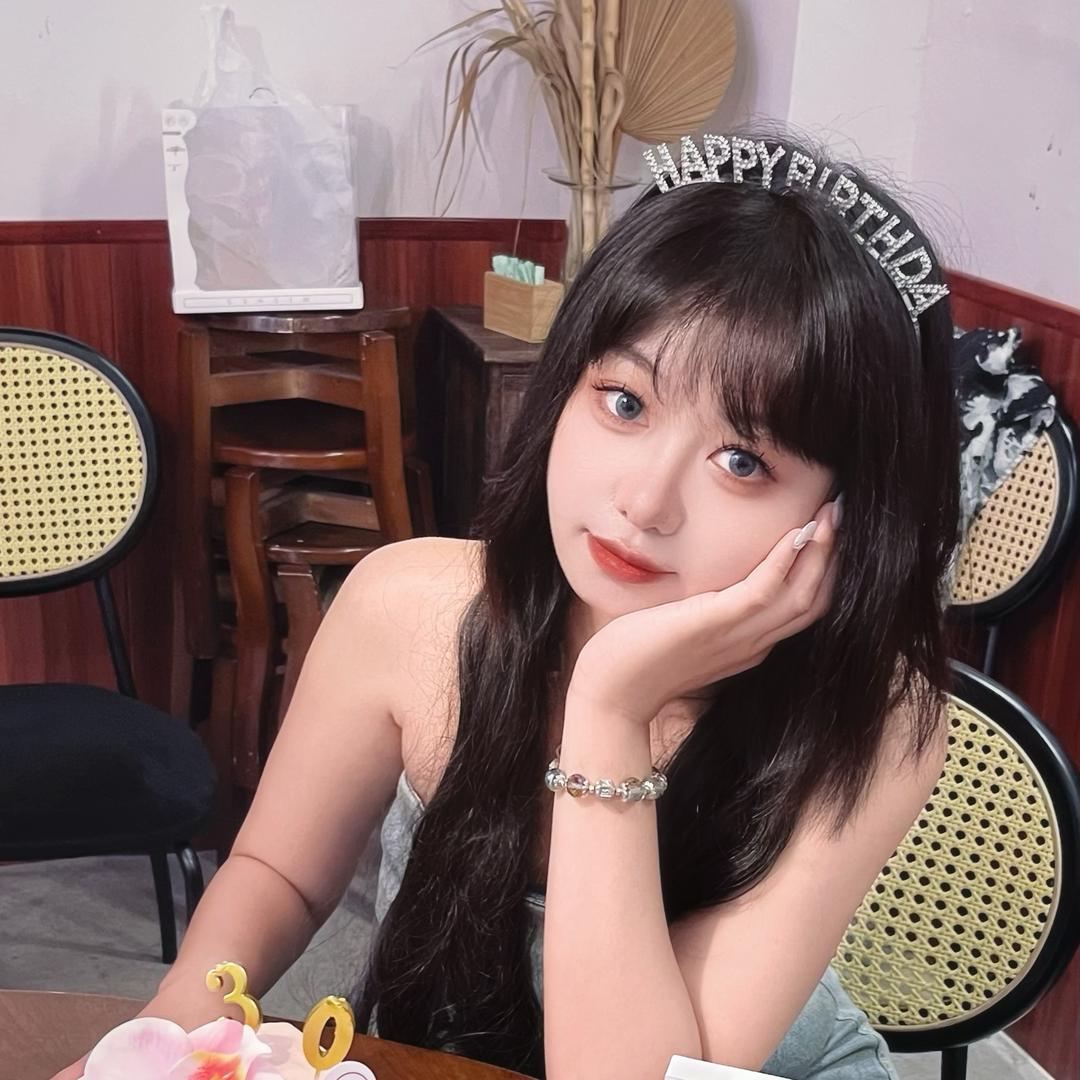 屿里·美甲美妆STUDIO