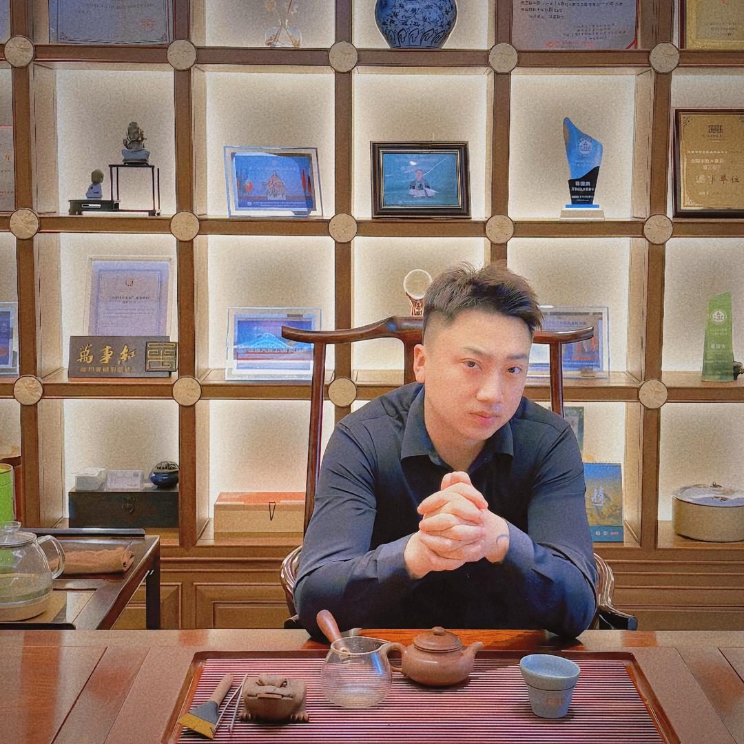 李谏