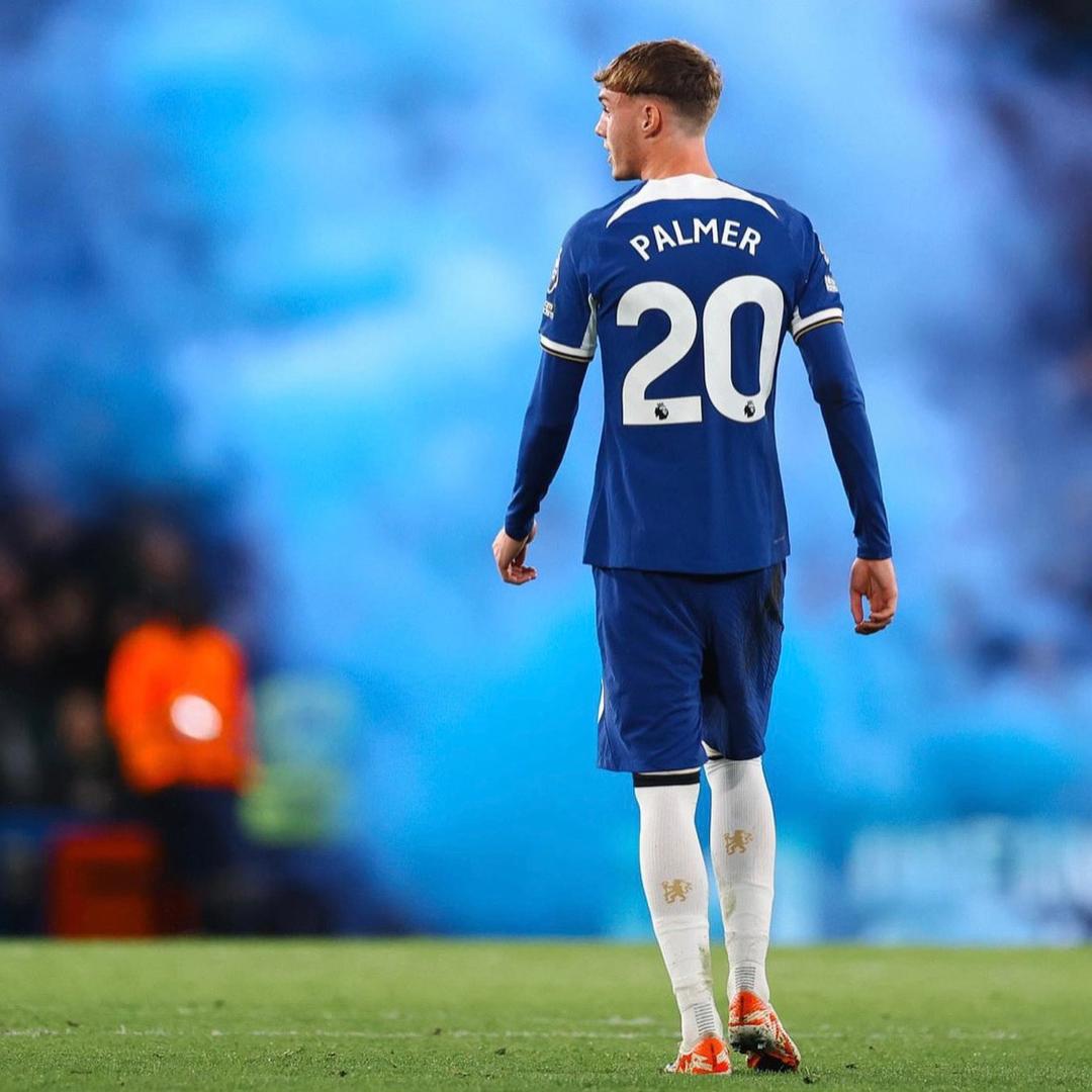 做自制卡的江老板