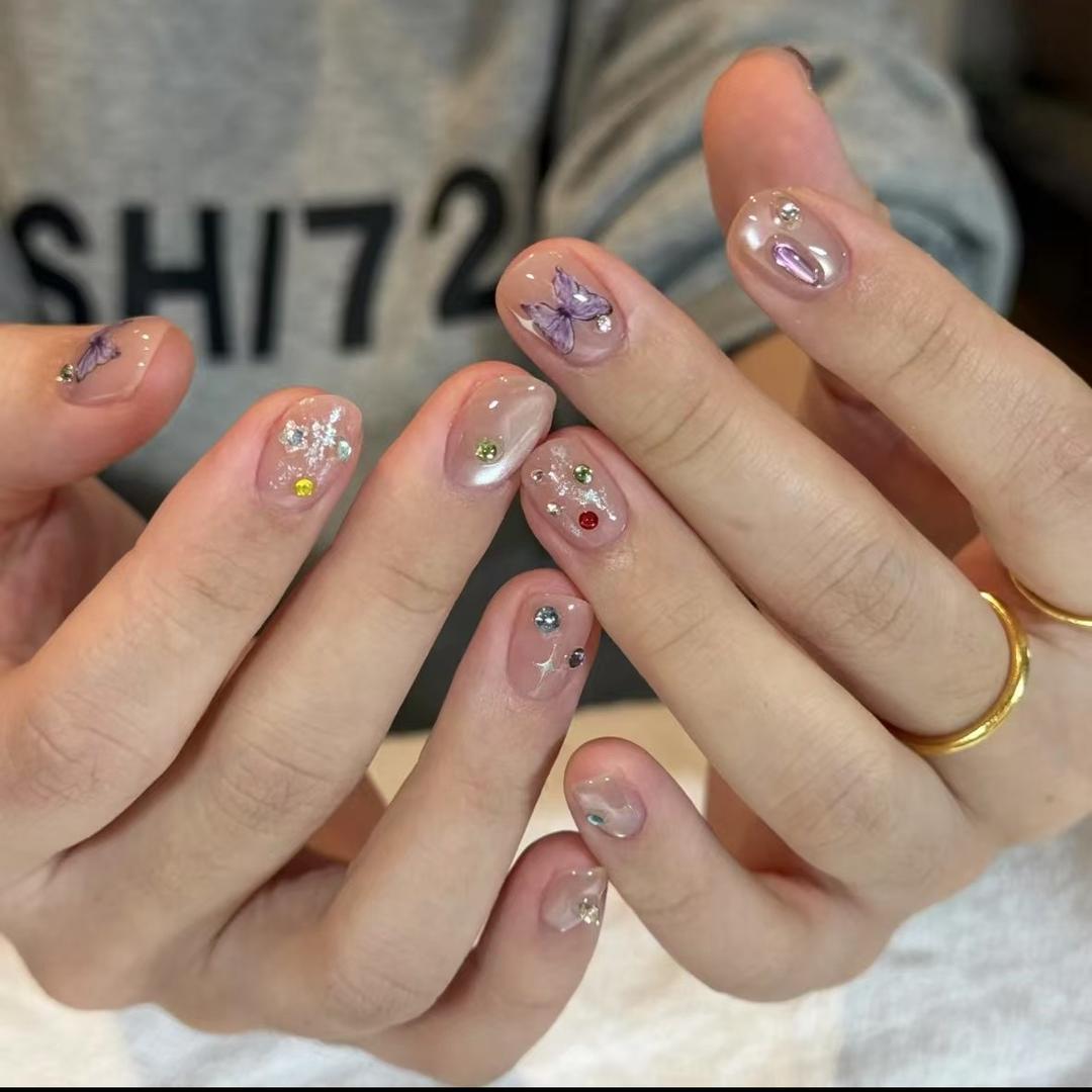 凯聚设计师小姣