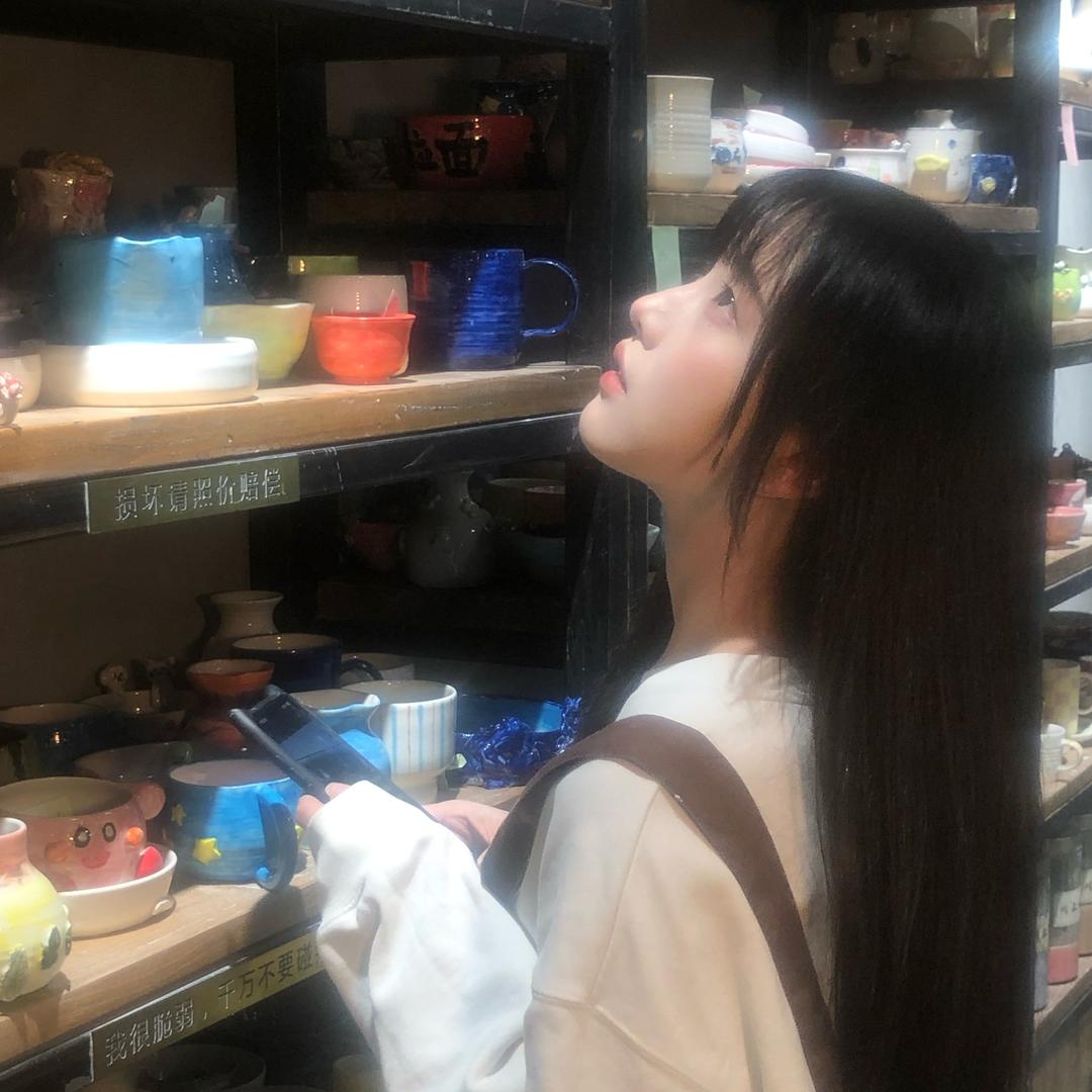 琋莫