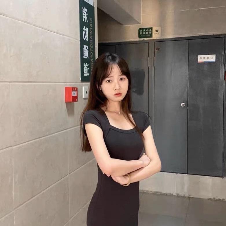 美胸皇后(裕园小区店)