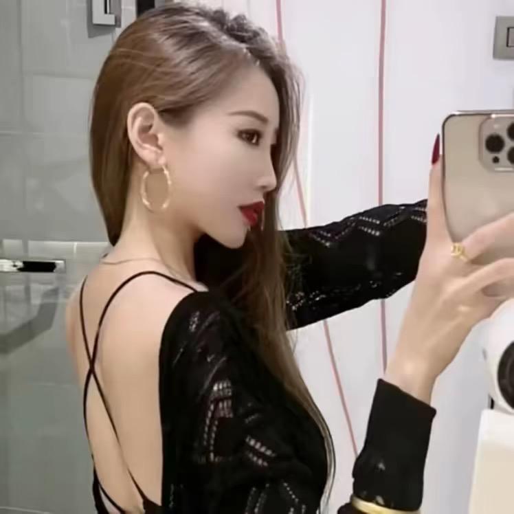 .小美.