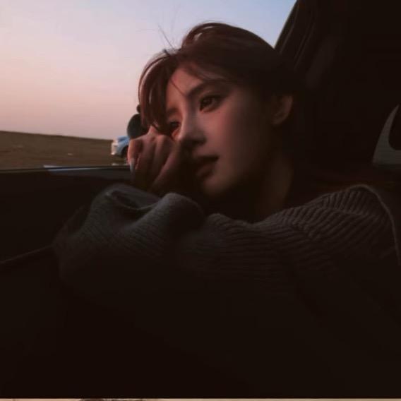 搞笑女，