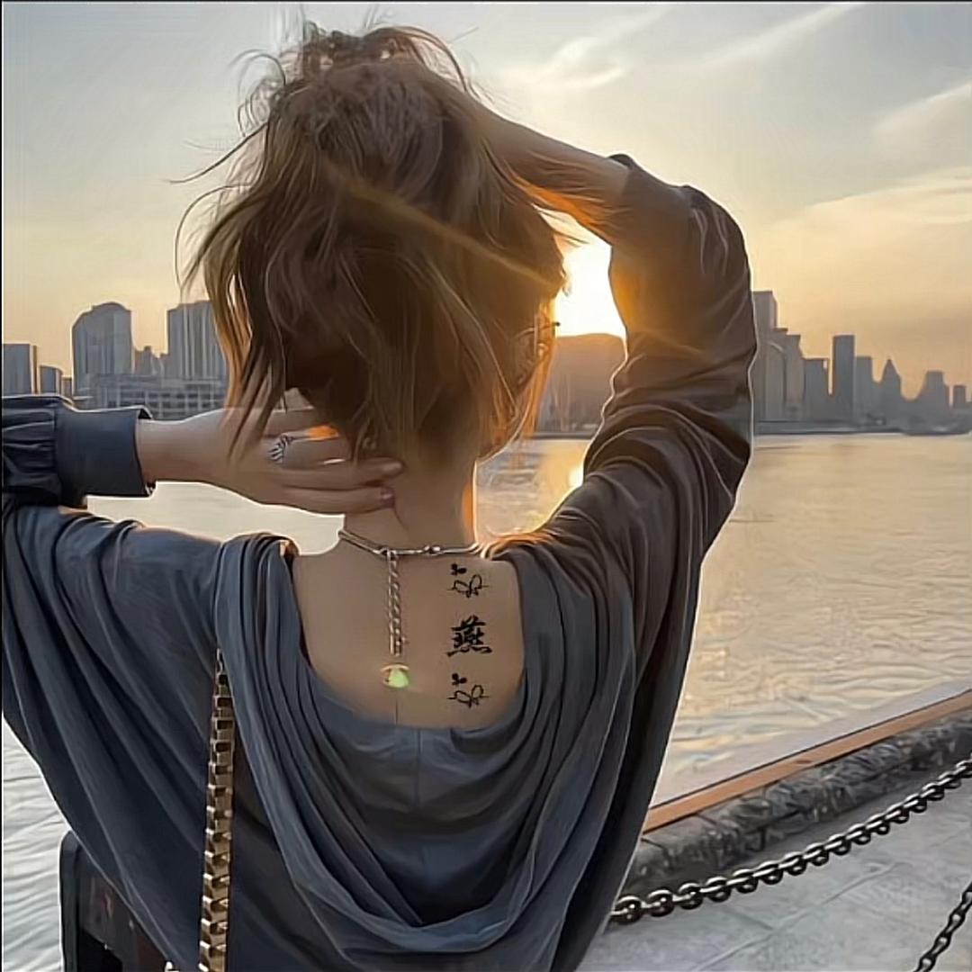 别问我是谁💃