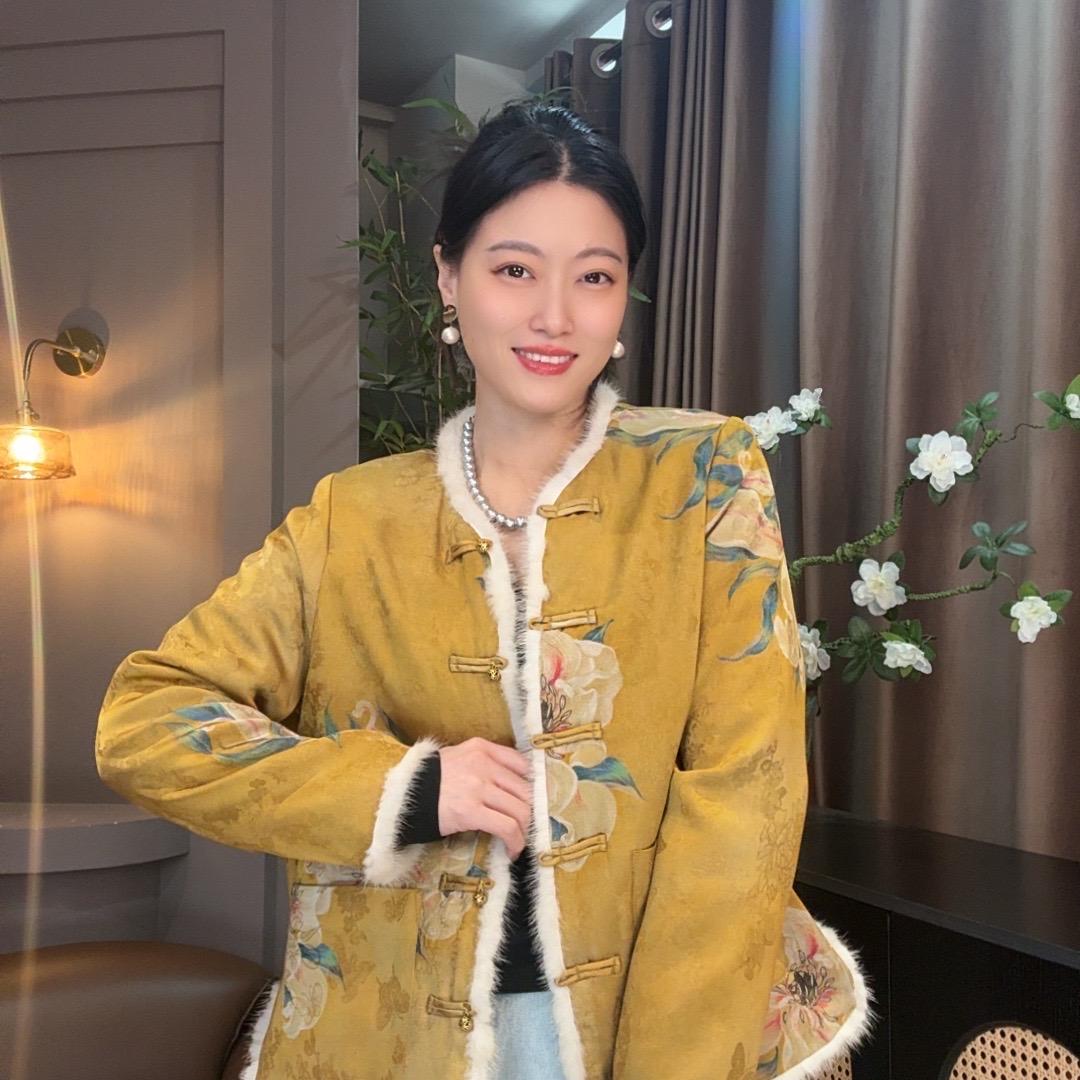 青年汇女装工厂