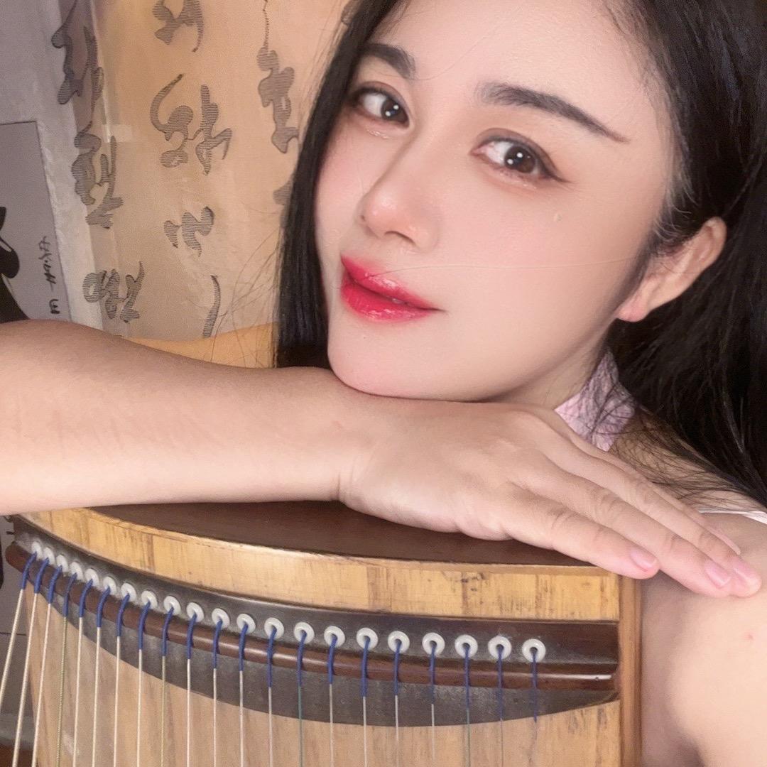 万小筝