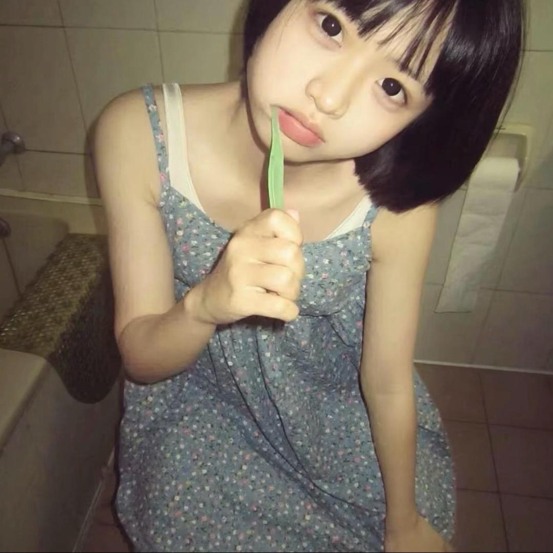 草莓可甜