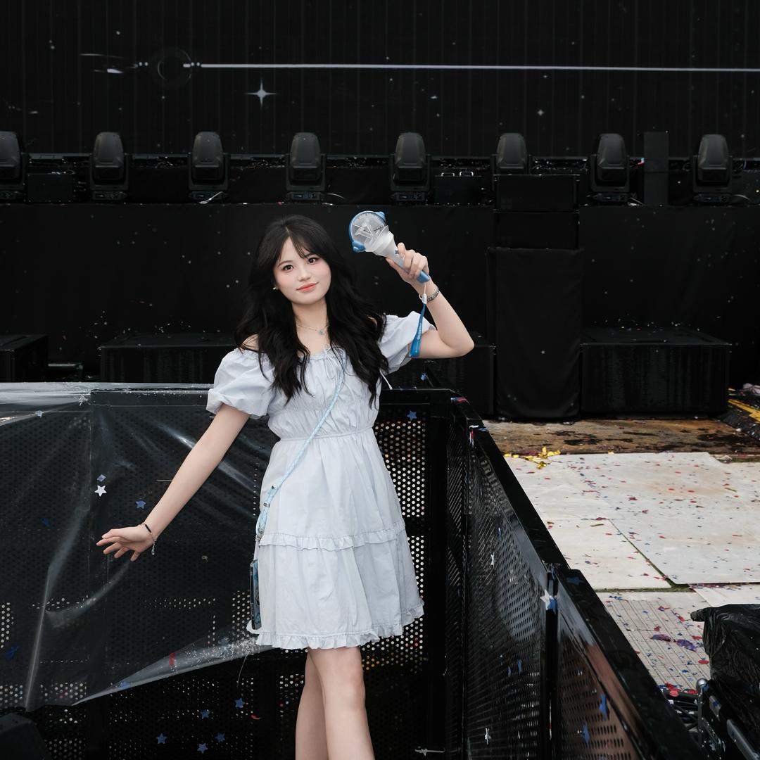 这位🌟🌟李干嘛？