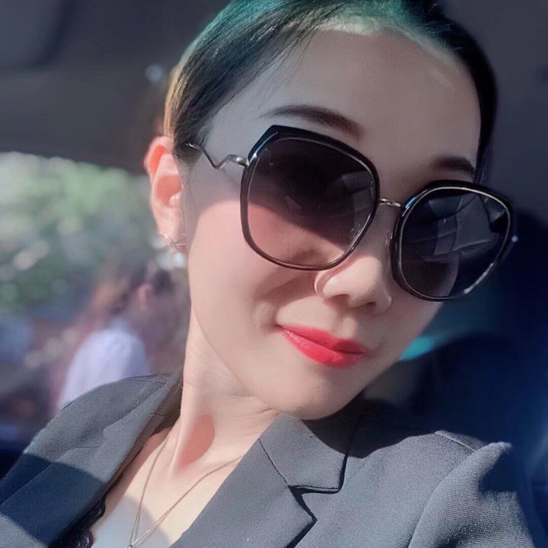 Queen👑。