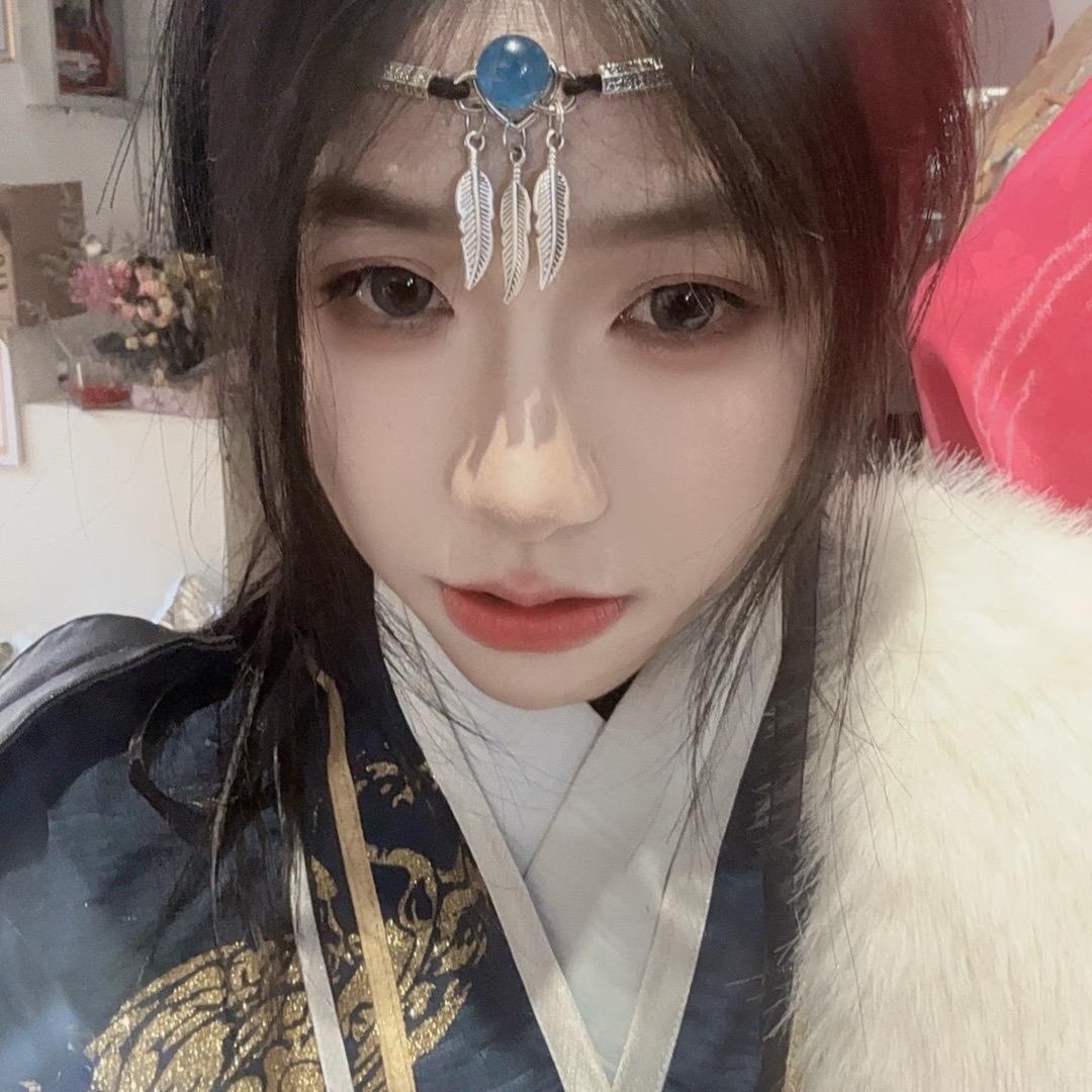 洛阳化妆师Qin🦋（十月初汉服坊）