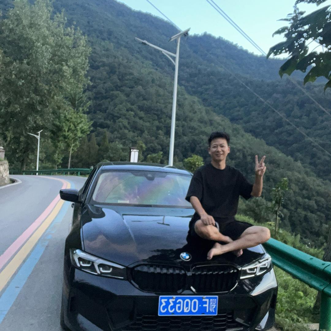 保康彭元二手车