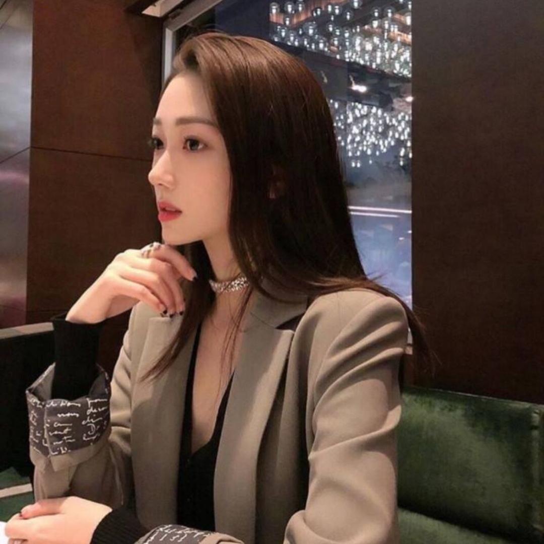 会耍流氓的羞涩文艺女青年