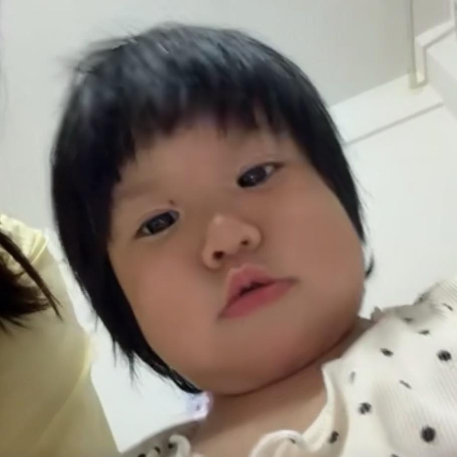 桥佳佳