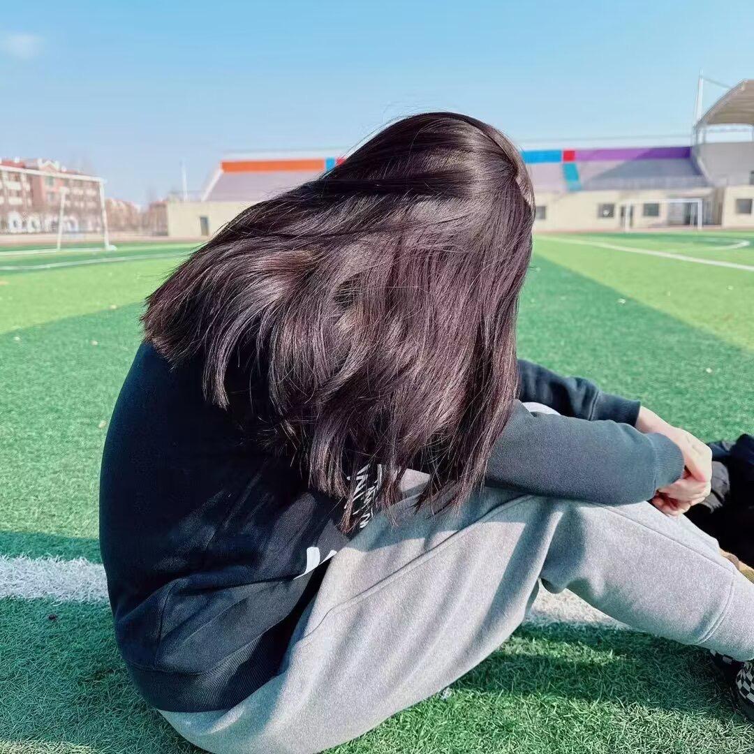 小肚儿鼓鼓的美惠子