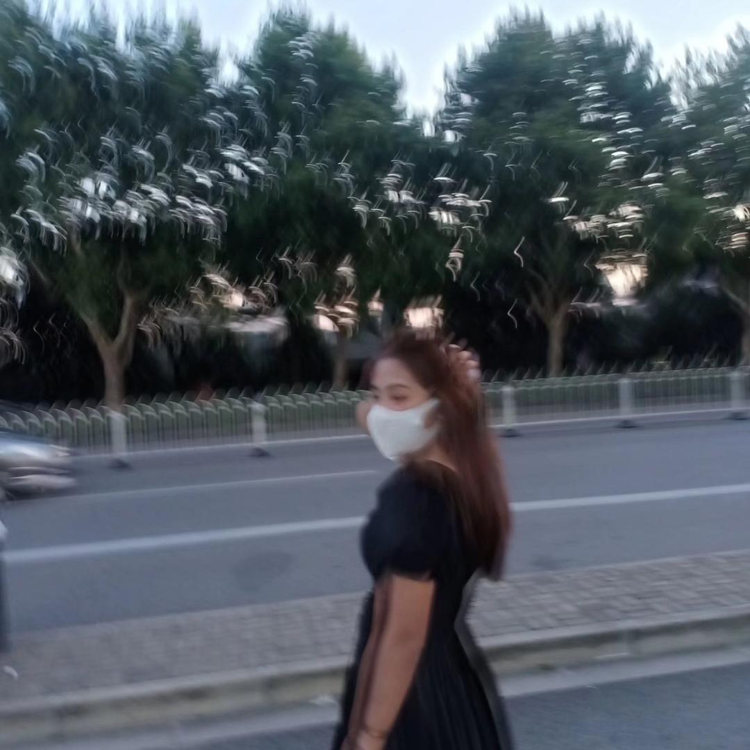 搬磚小土妞*