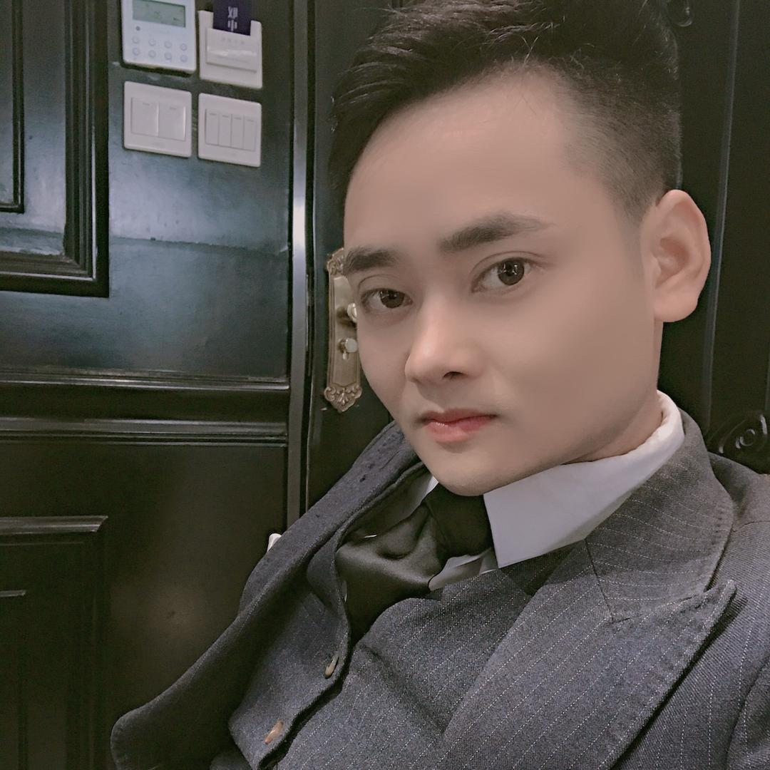 啊龙