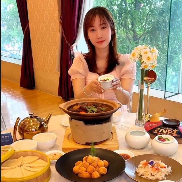 月儿吃不胖