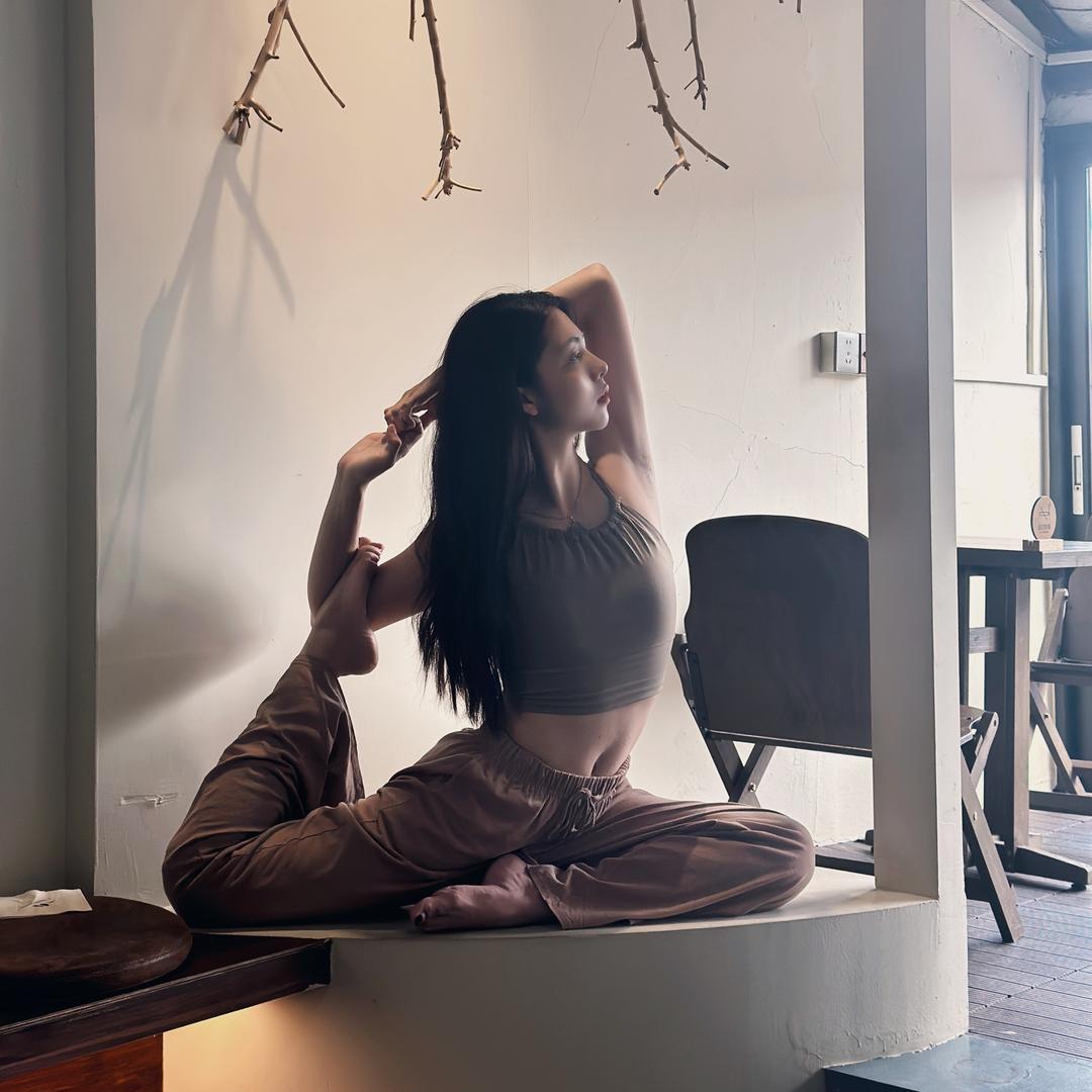 Yoga桐桐